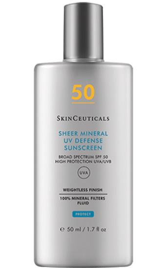 Sheer Mineral UV Defense SPF 50:   Niet-irriterende minerale zonnebescherming voor het gezicht met een matte finish. Niet-comedogeen.
